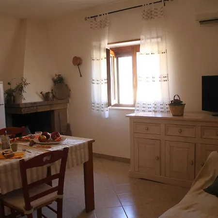 Il Mandorlo Feriehus *