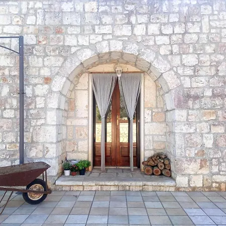 Holiday home Il Mandorlo